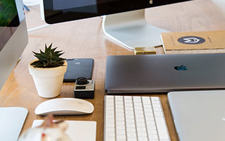 爱游戏电脑版官网-“足球智者”：某某教练解读战术变革心得，足球技战术训练全书