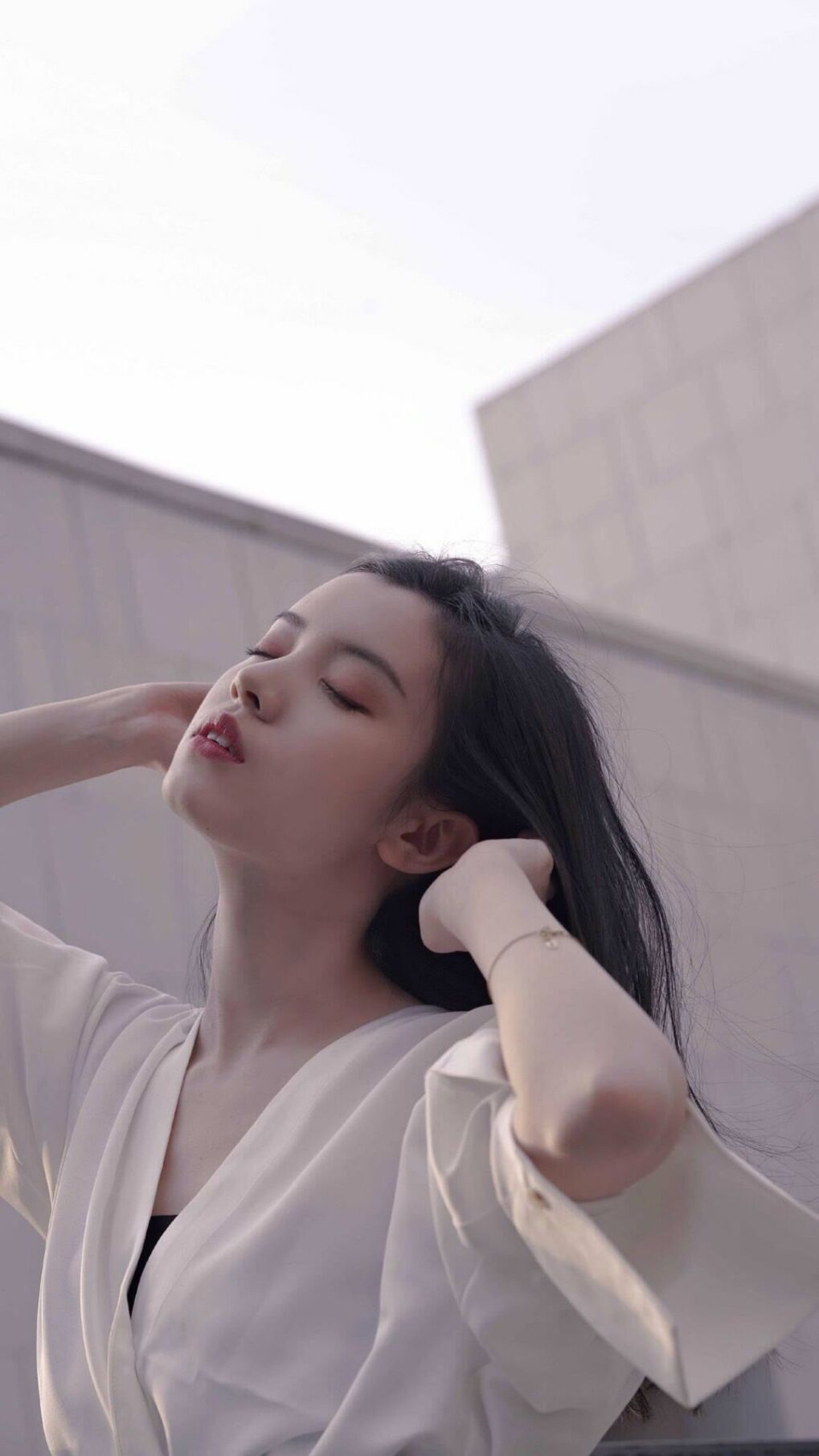 爱游戏平台-“电动冲浪：东三叉湖马鞍山赛场成为水上运动新热门”