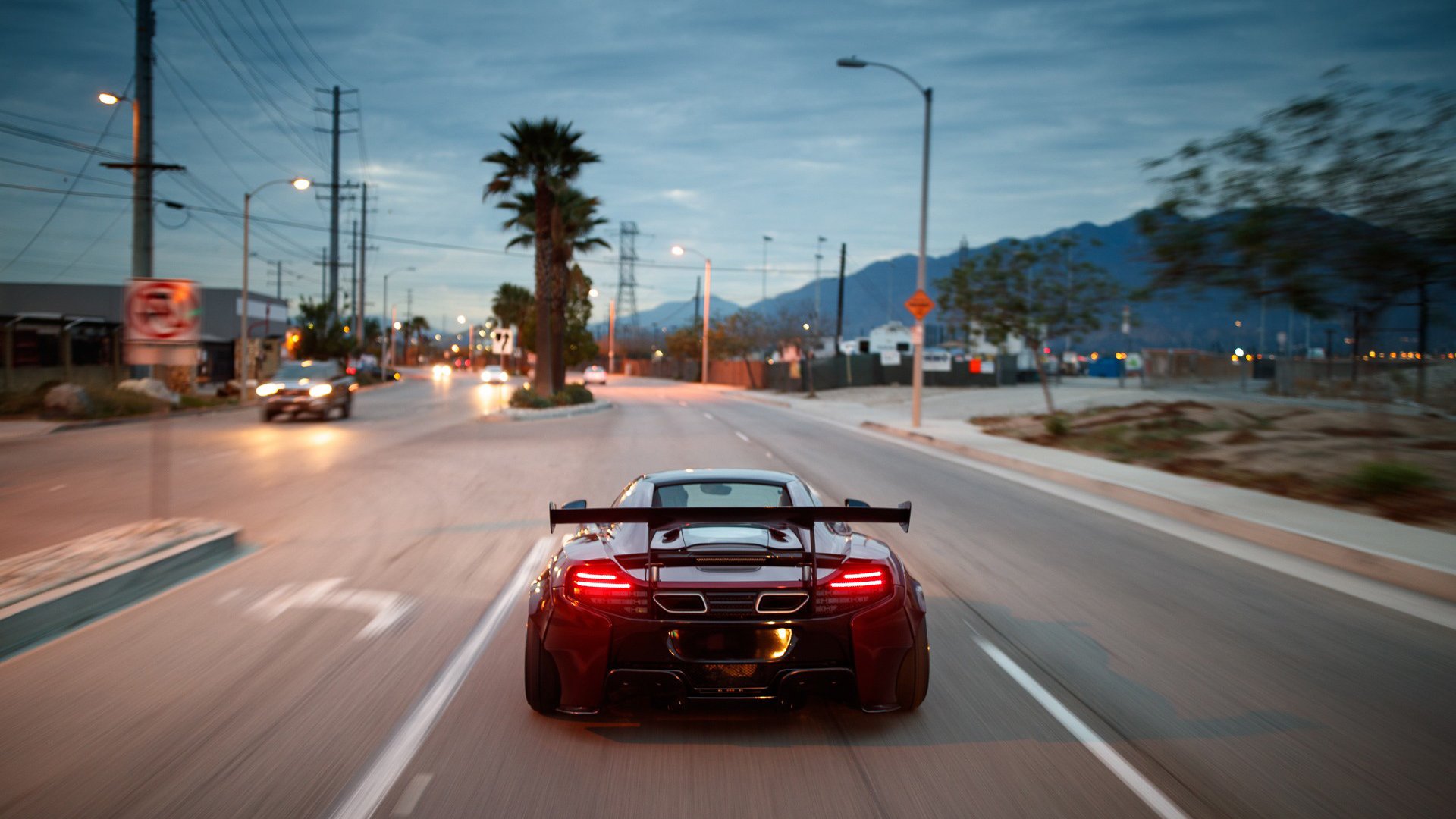 深圳领航队侧翼力量显著增强压制对手反击,深圳领航者队