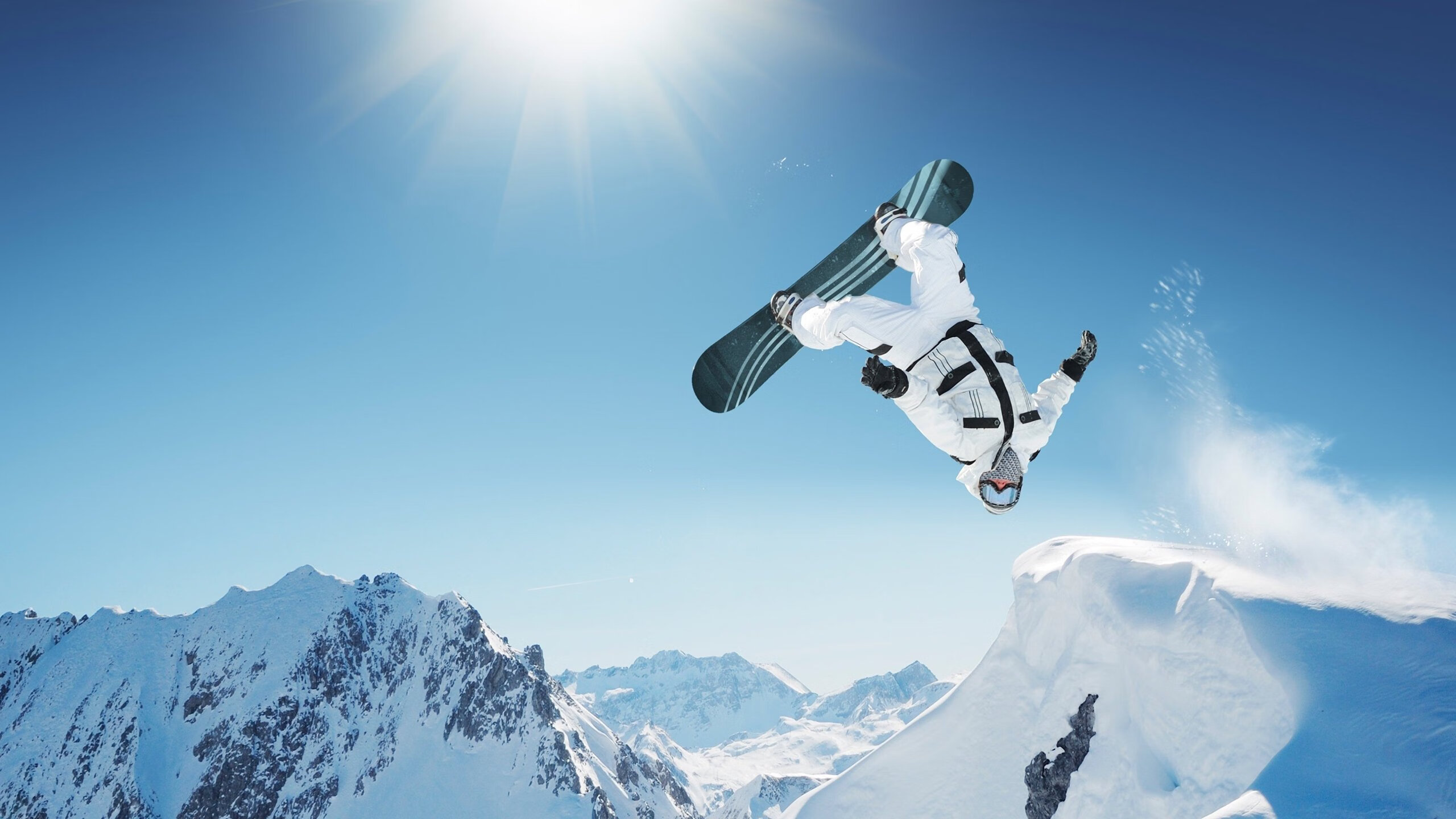 爱游戏体育入口-_智能水上幕后竞：未来水上运动的革新_，水上运动设施