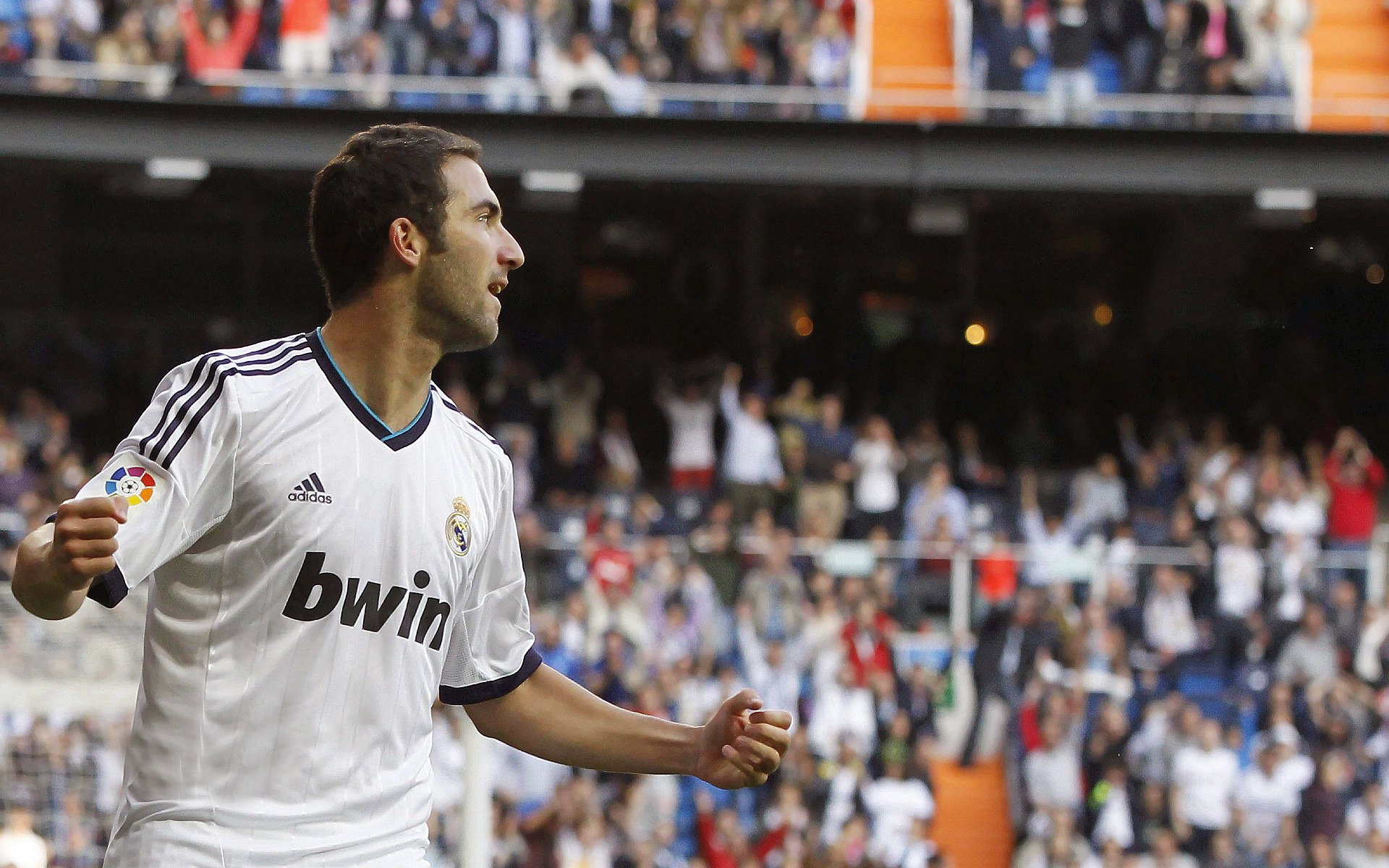 “传奇”球员的欧冠历程，永入史册的光辉时刻，欧冠冠军球员